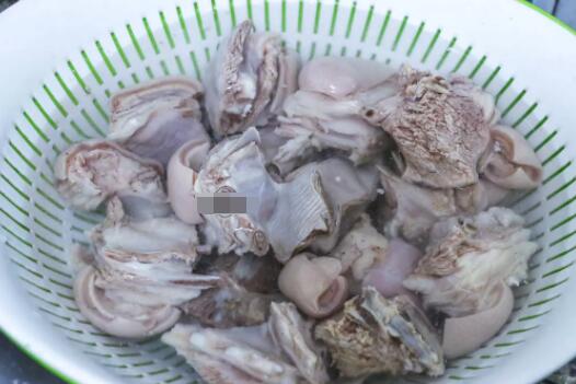 又软又烂的羊肉汤做法6
