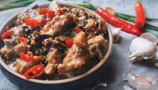 排骨怎么蒸的好吃又嫩 豆豉蒸排骨的做法7