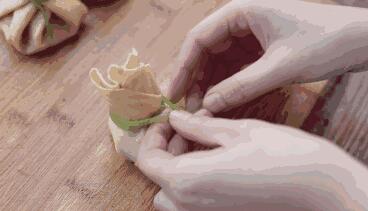腐皮笋丁包15