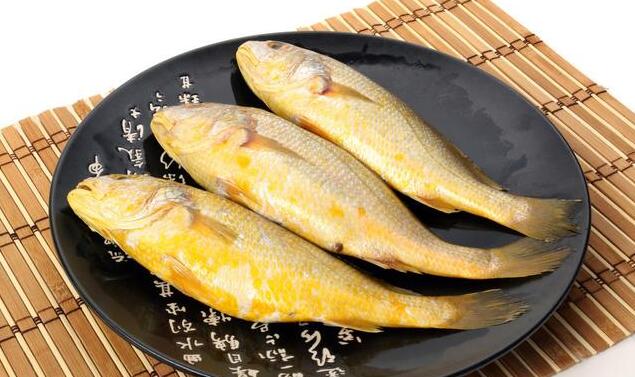 煎鱼怎么不粘锅的方法 煎鱼不粘锅的做法3