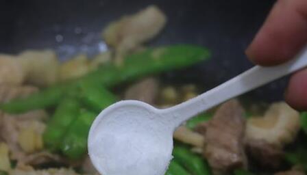 荷兰豆炒肉7
