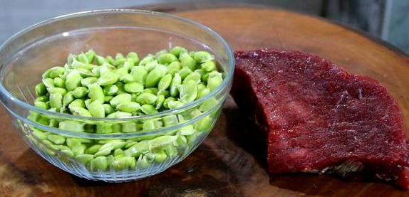青豆炖牛肉2