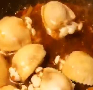 鸡翅包菇9