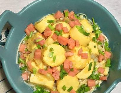 金针菇豆腐煲1