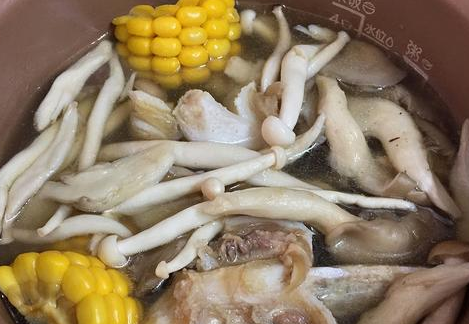 牛骨杂菇汤7