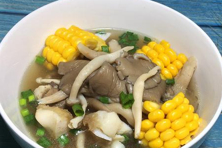 牛骨杂菇汤8