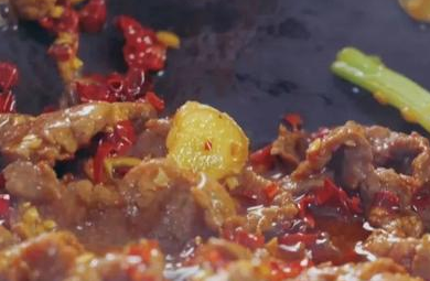 生爆牛肉12