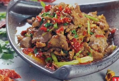 生爆牛肉14