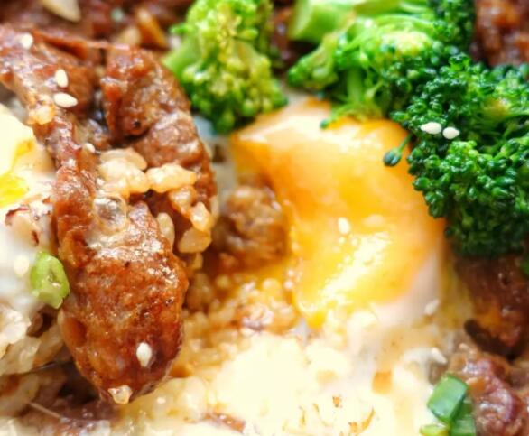 电饭锅版牛肉丼饭的做法13
