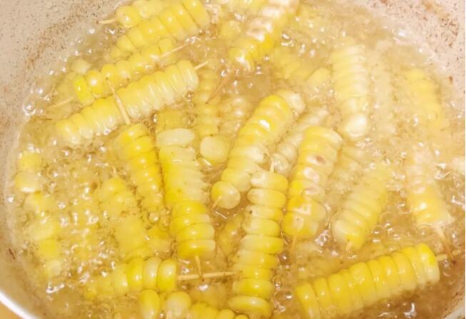 孜然牙签玉米串的做法5