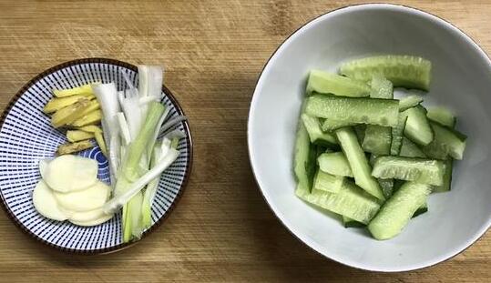 虾仁油面筋5