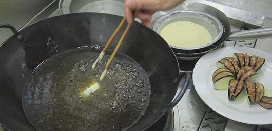 肉末茄盒19