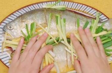 红烧黄花鱼6