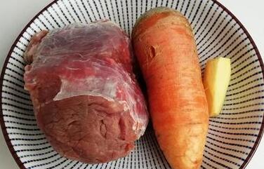 胡萝卜炒牛肉2
