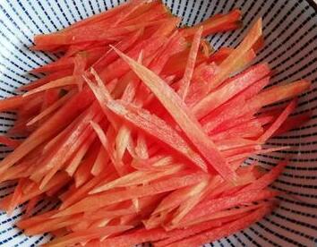 胡萝卜炒牛肉7