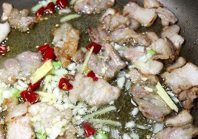 西葫芦炒五花肉6