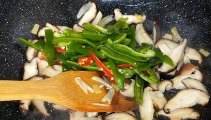 香菇炒腐竹6