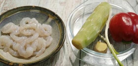 莴笋干炒虾仁3
