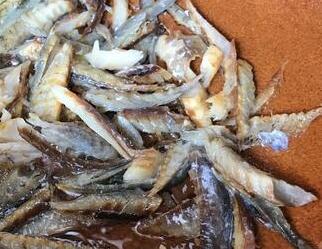咸蛋黄咸鱼茄子煲7