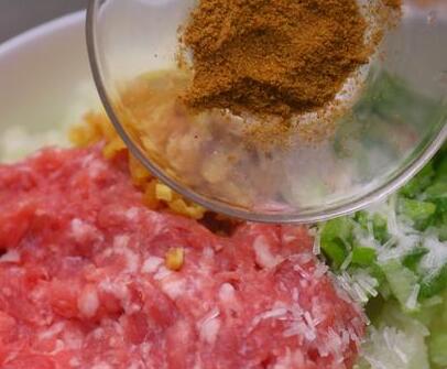 萝卜猪肉蒸饺9