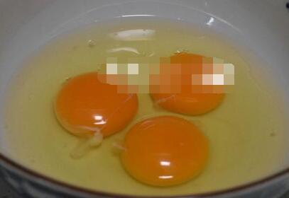 㴻3