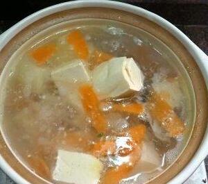 鱼头豆腐汤9
