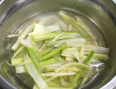 香辣虾丸7