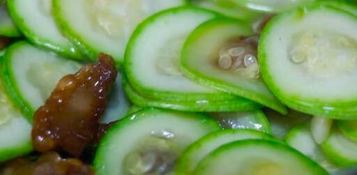 西葫芦炒酥肉5