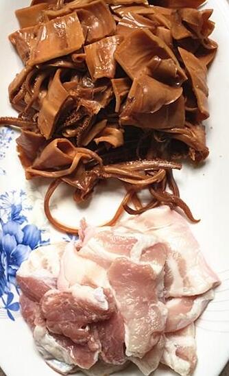 五花肉烧鱿鱼干6