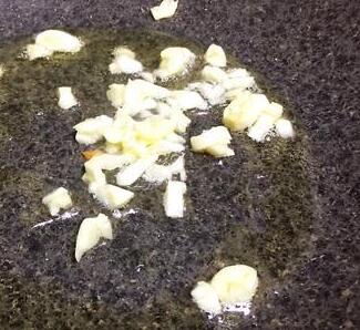 清炒芦笋虾仁6