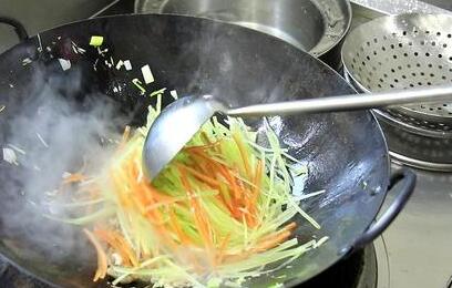 莴笋炒肉6