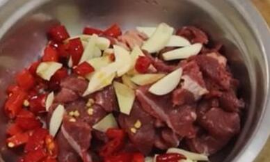 蒜苗炒牛肉6