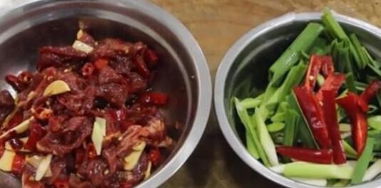蒜苗炒牛肉9