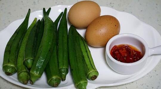 秋葵炒鸡蛋2