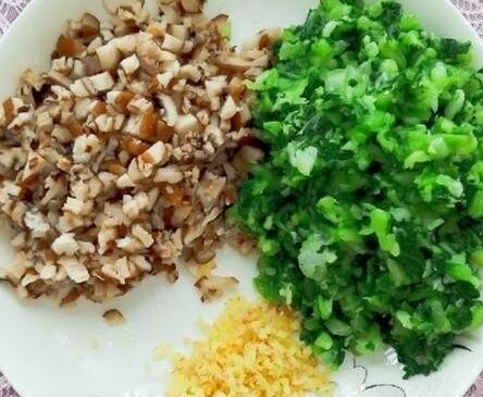 香菇油菜素包子3