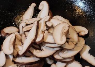 香菇炒虾仁8