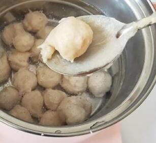 番茄海鲜菇鸡肉丸子7