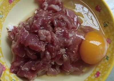 烟笋炒肉2