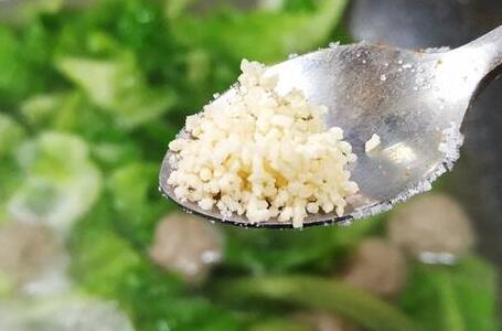 牛肉丸子生菜汤5