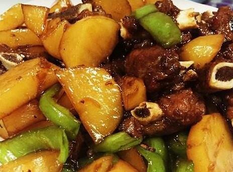 土豆烧排骨3