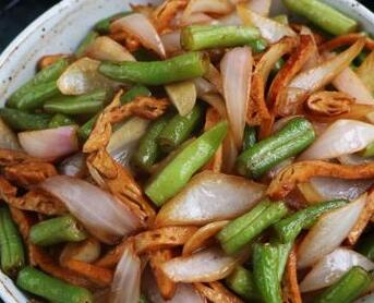 豆角洋葱炒豆干1