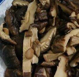 香菇焖鸡8