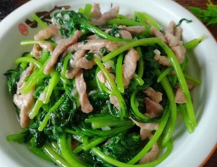 茼蒿炒肉8