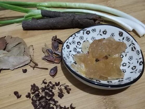 卤猪肘子4