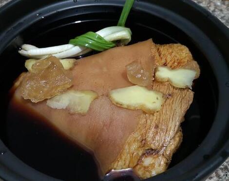 卤猪肘子6