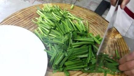韭菜炒香干2