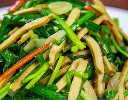 韭菜炒香干1
