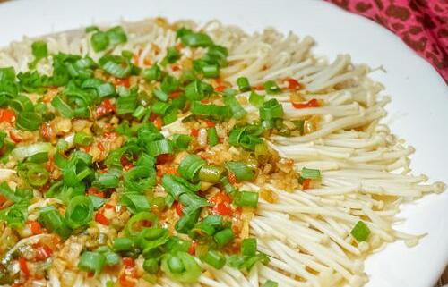 蒜香金针菇10