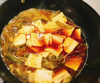 泥鳅炖豆腐4