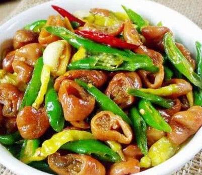 青椒炒肥肠1